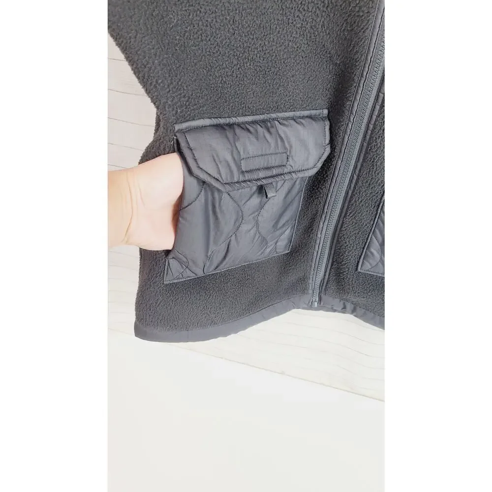 The North Face Men Royal Arch Vest in Black/Gray, sz Small